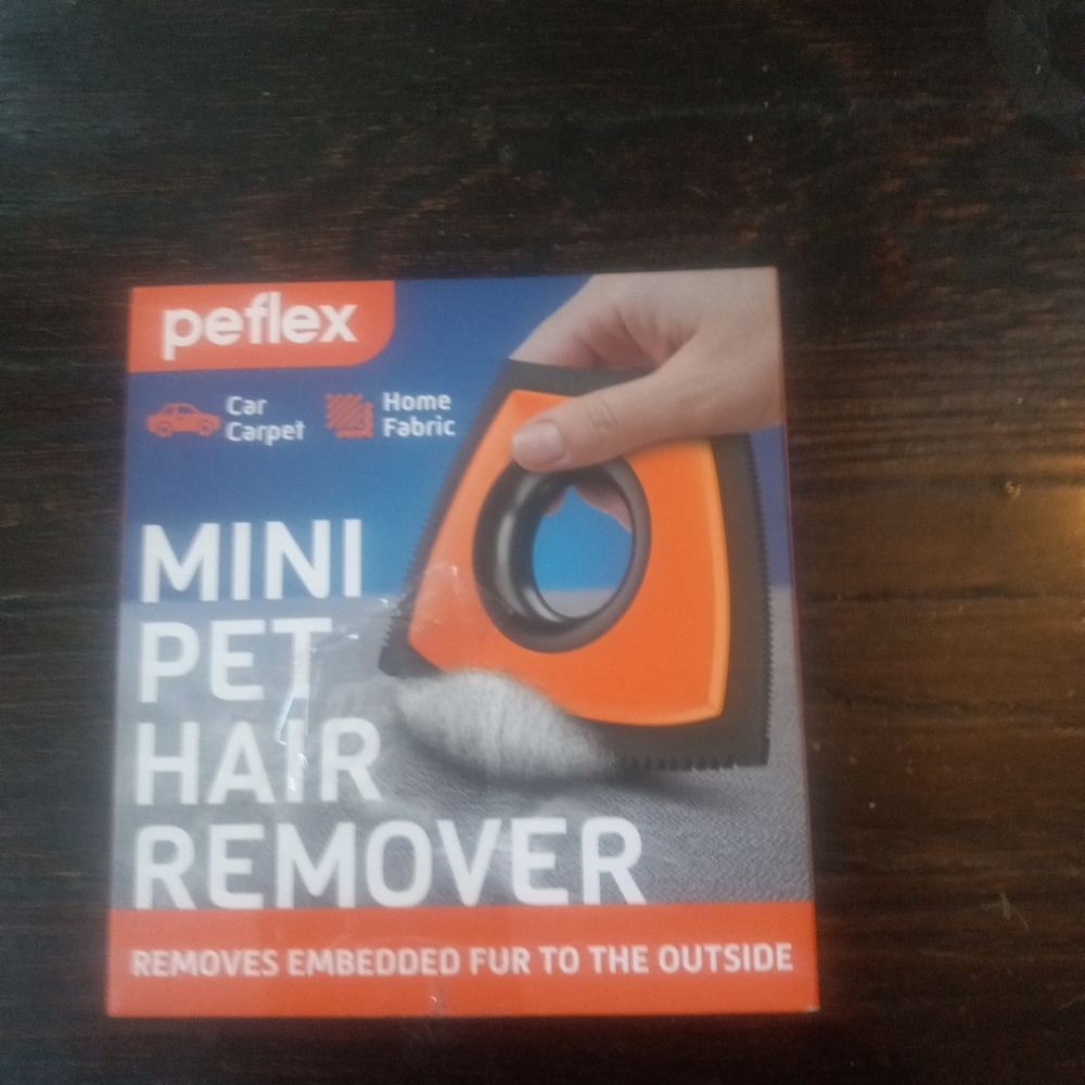 Mini Pet Hair Remover Peflex Home Fabric Car Carpet Removes Embedded Fur To The